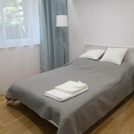Three Rooms Apartment Krakow Exterior photo